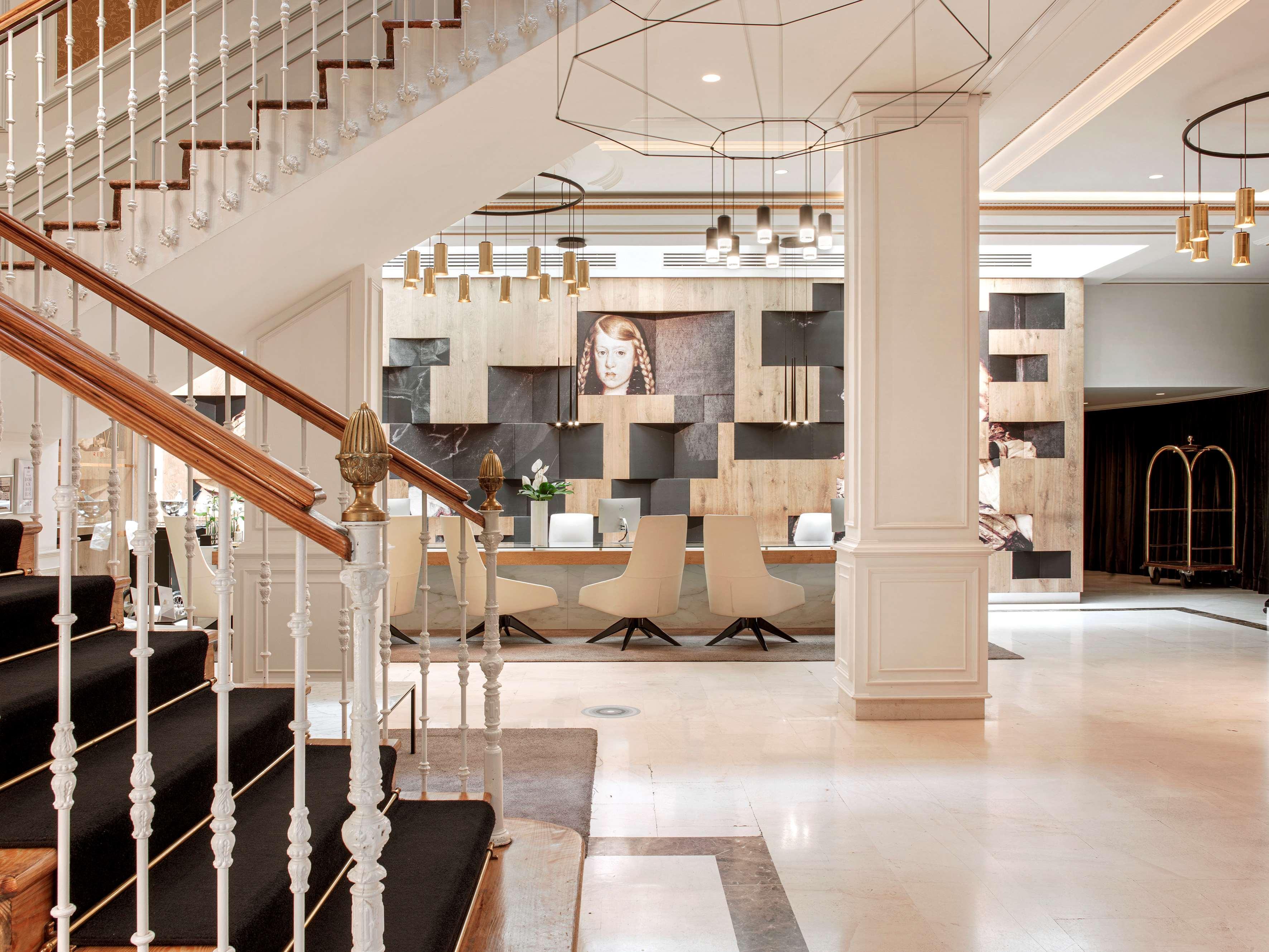 Palacio de los Duques Gran Meliá - The Leading Hotels of the World Madrid Esterno foto The lobby of the hotel